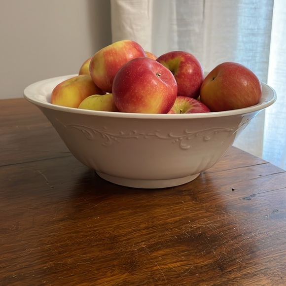 Charming Antique Cream Bowl by Cartwright Brothers, Likely from 1880s-1890s. - Picture 3 of 13